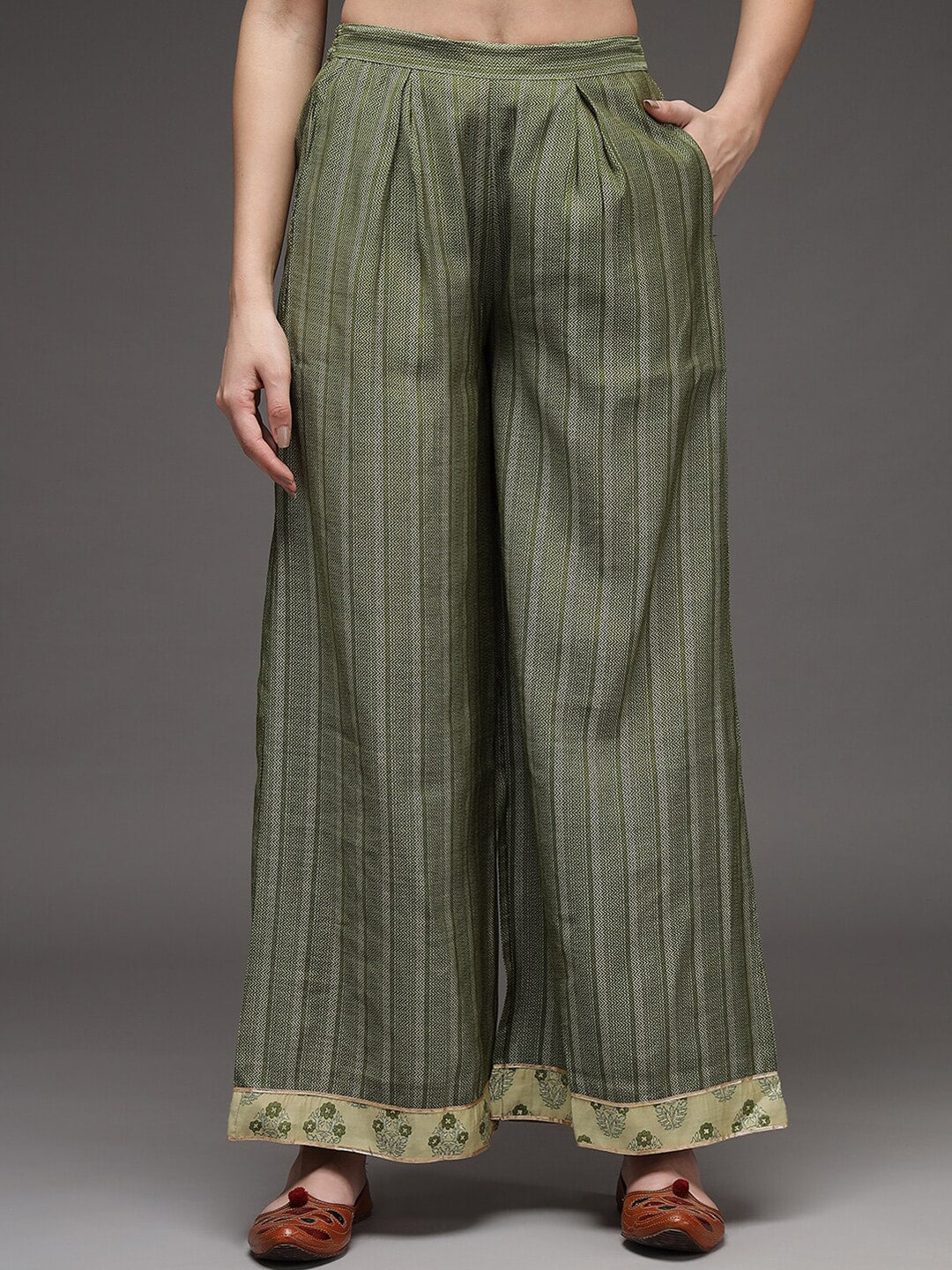 Kalini Floral Printed Kurta with Palazzos & Dupatta - Distacart