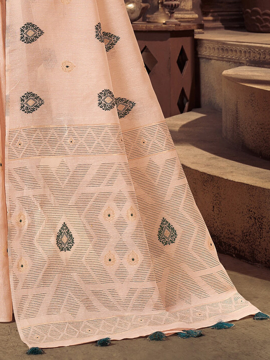Sangria Woven Design Banarasi Saree - Distacart