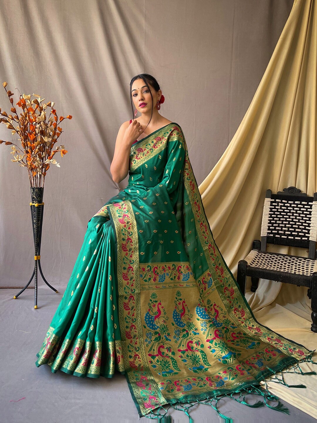 Mitera Green & Gold-Toned Ethnic Woven Design Zari Paithani Silk Saree - Distacart