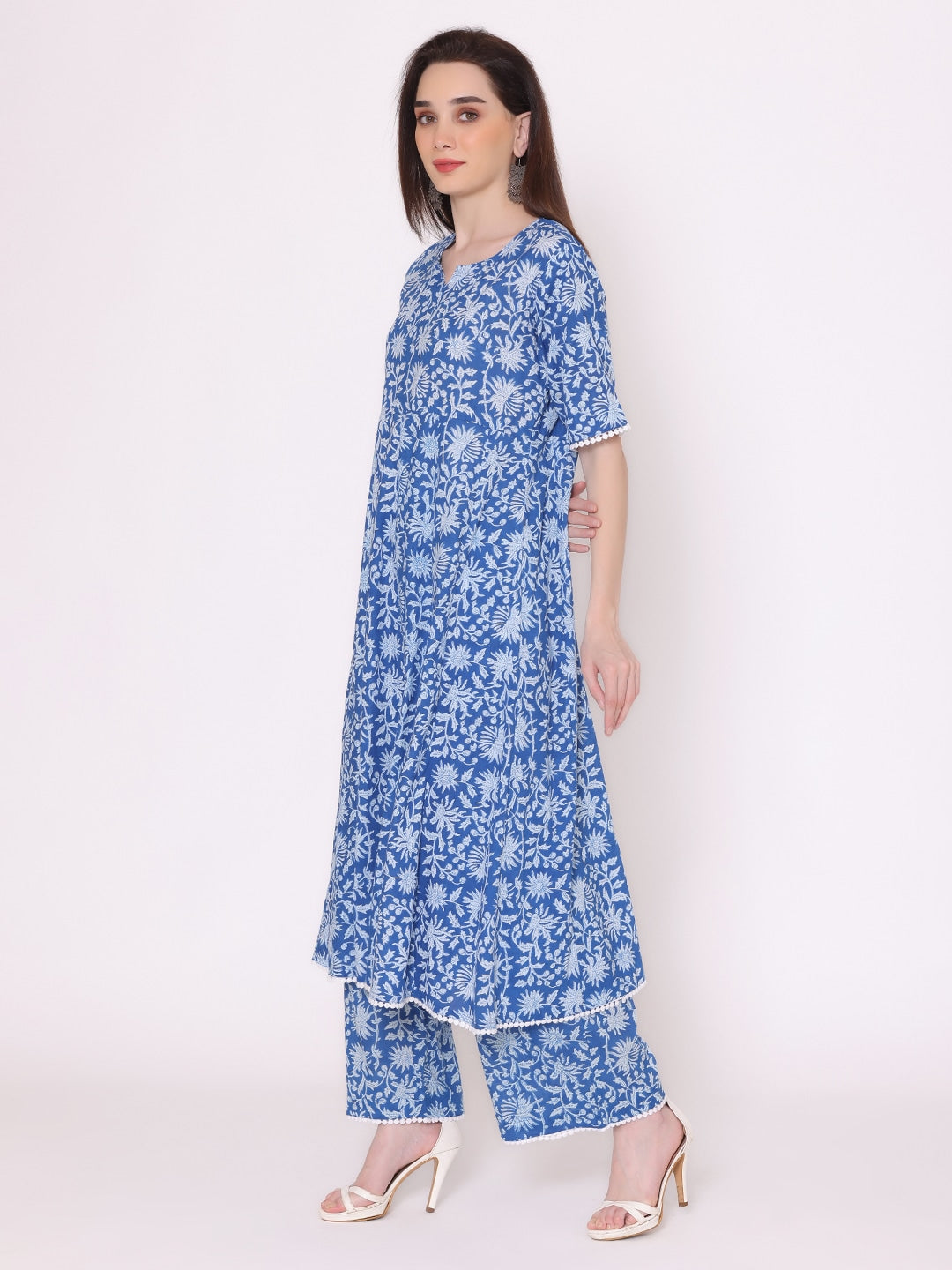Kalini Kalini Women Blue Floral Printed Pure Cotton Kurta with Trousers - Distacart