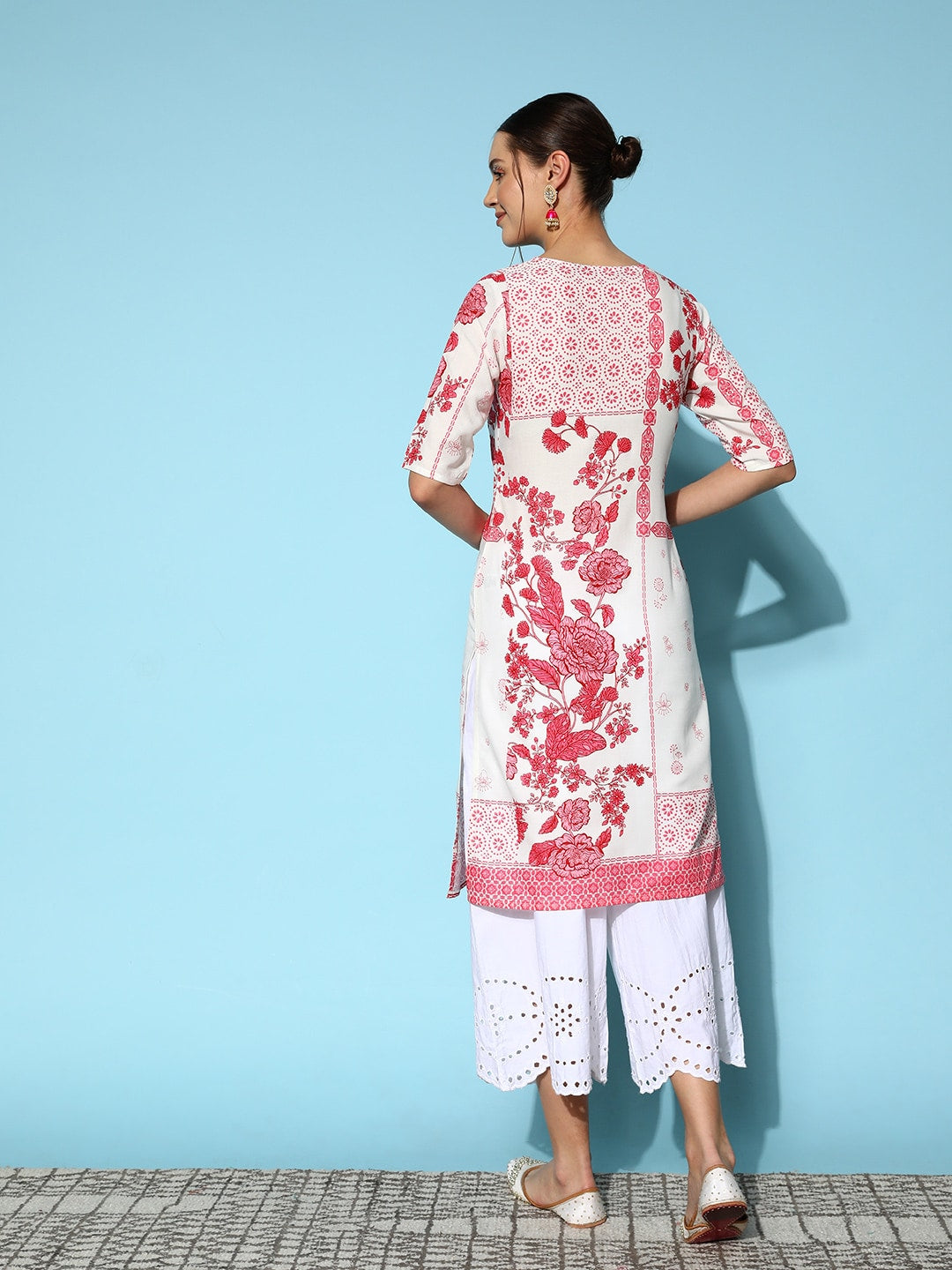 Sangria Women Floral Printed Keyhole Neck Floral Kurta - Distacart