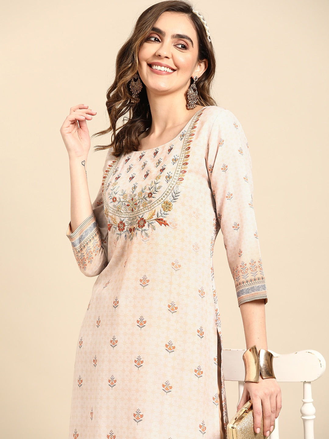 Sangria Women Beige Floral Printed Kurta - Distacart
