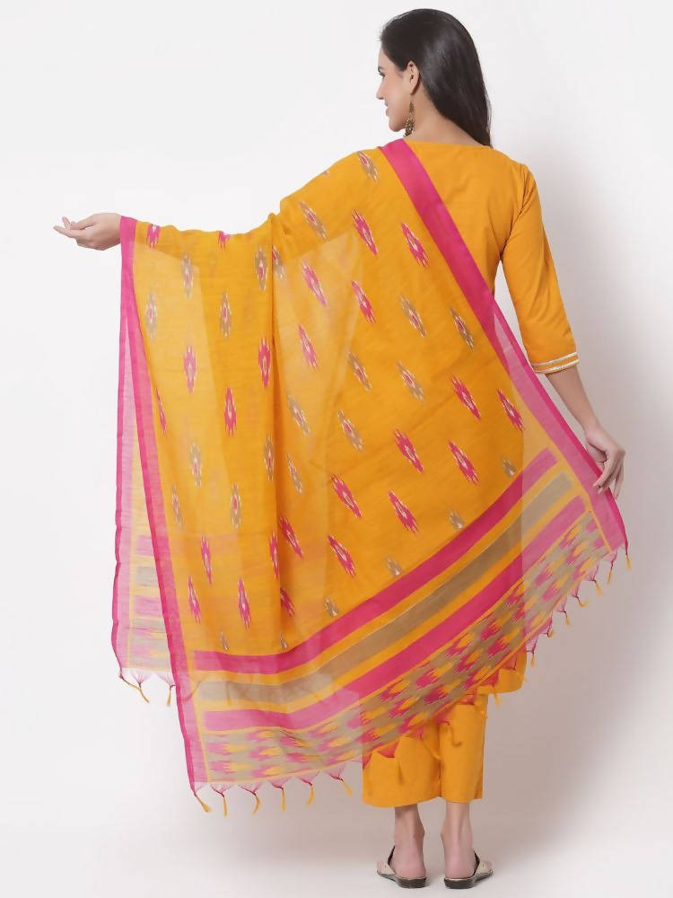 Myshka Women's Cotton 3/4 Sleeve Round Neck Casual Kurta Pant Dupatta Set