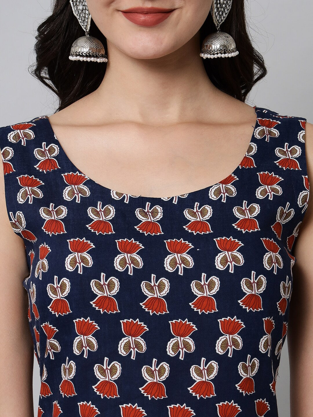 Kalini Women Blue Floral Printed Viscose Rayon Kurta with Trousers - Distacart