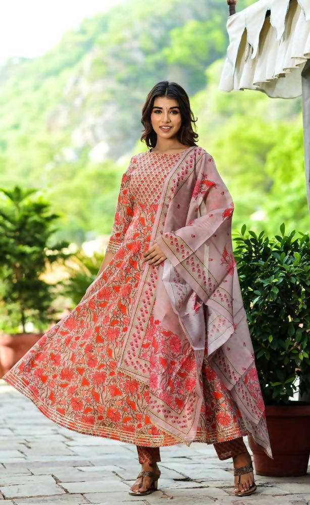 Yufta Women Red Floral Yoke Design Regular Aari Work Pure Cotton Kurta with Trouser & With Dupatta