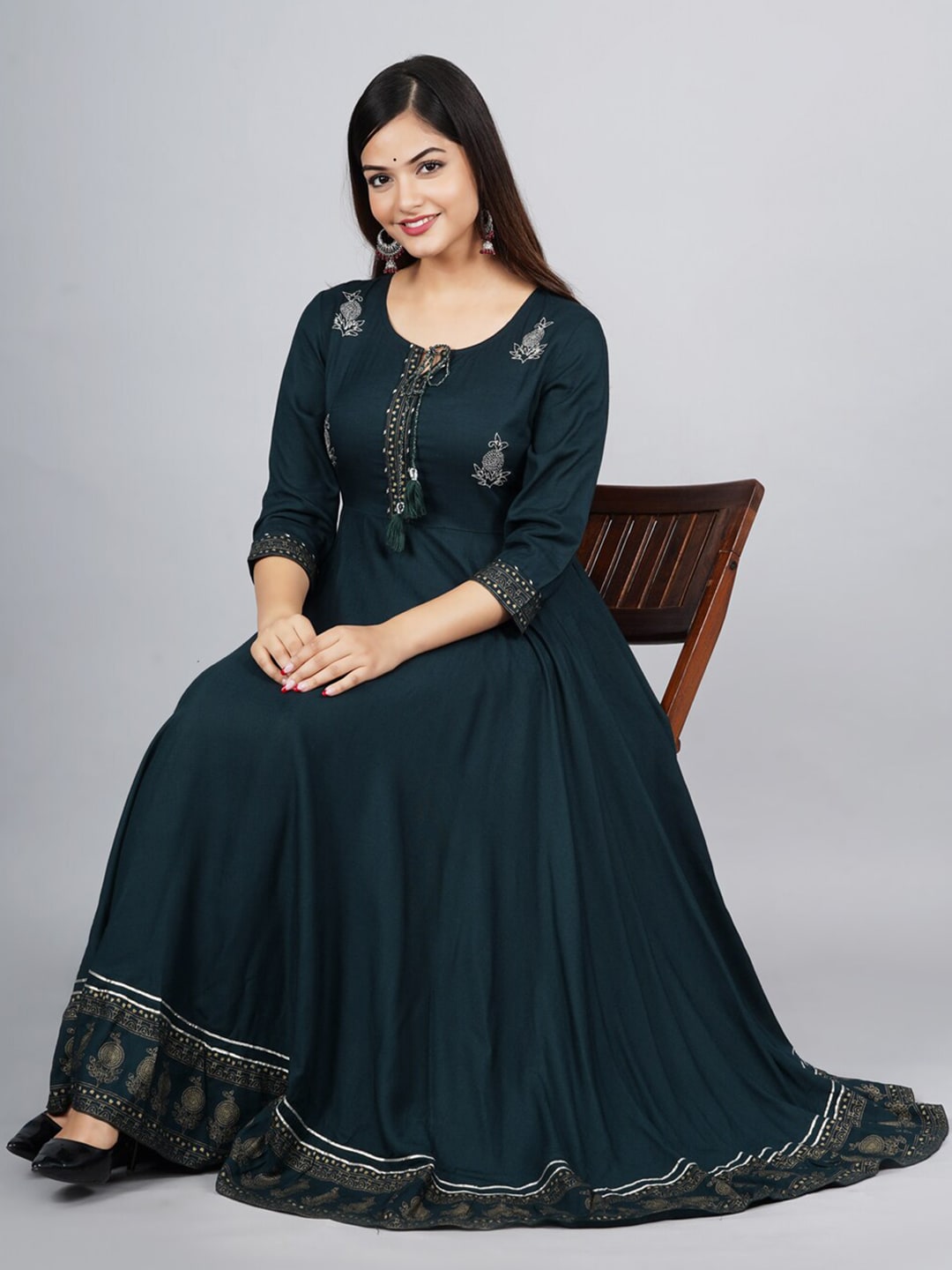 Kalini Women Green Embroidered Flared Anarkali Kurta - Distacart