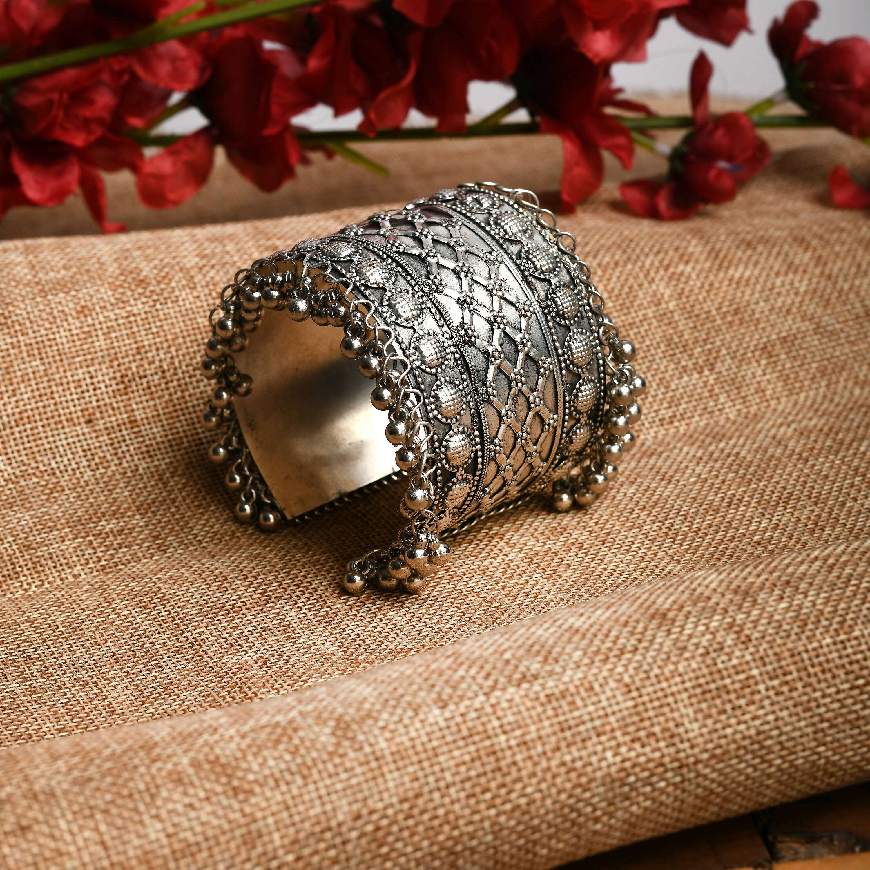 Mominos Fashion Joharkamal Oxidised Silver-Plated Ghungroo Handcraft Bracelet - Design 023 - Distacart