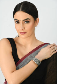 Thumbnail for Mominos Fashion Kamal Johar Oxidised Silver-Plated Screw Type Handcraft Bracelet