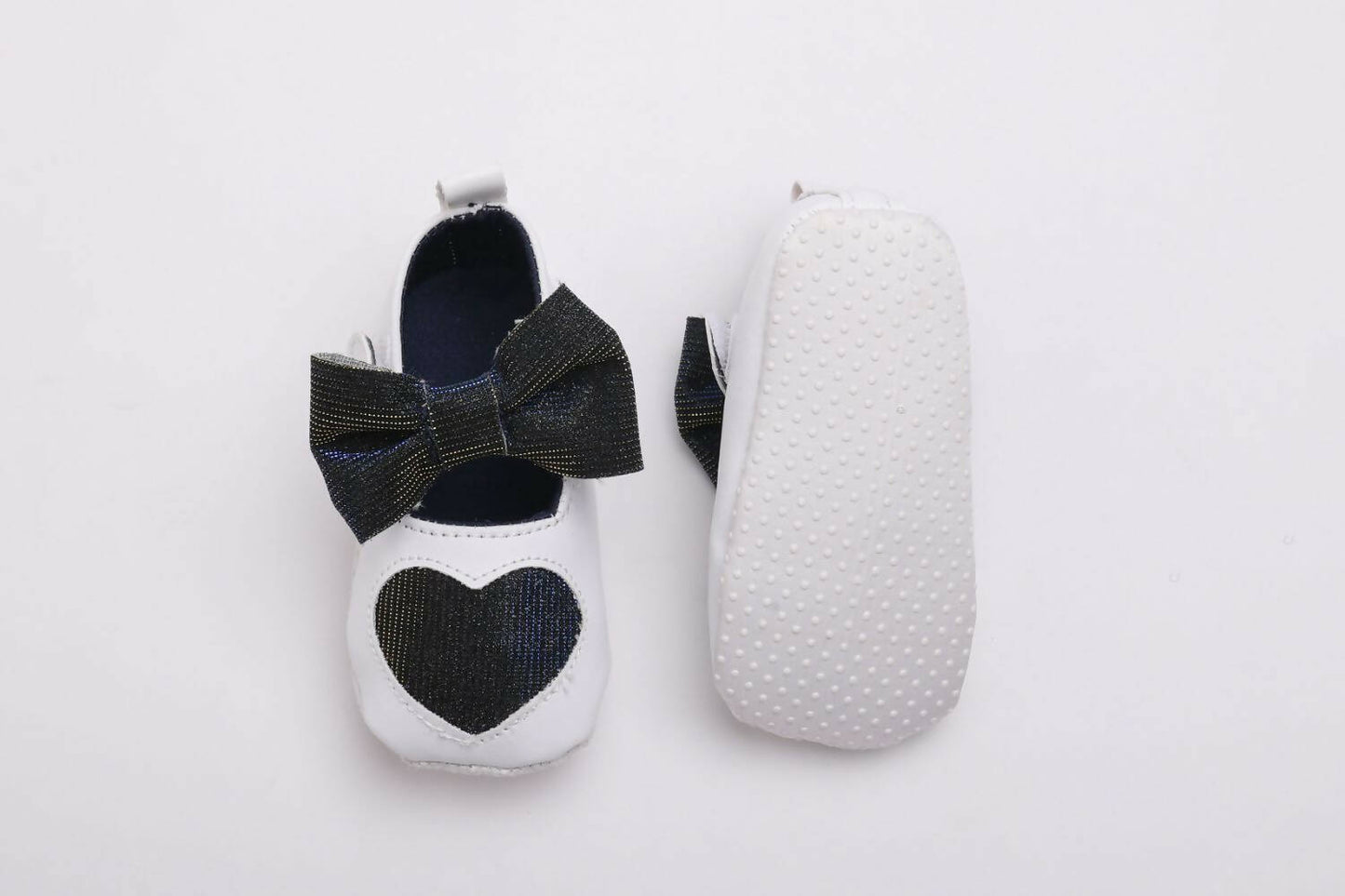 Tiny Bugs Girls Heart Bow Detailing Booties - White & Black - Distacart