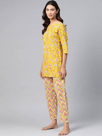 Thumbnail for Anubhutee Mustard Yellow & Pink Pure Cotton Printed Night suit - Distacart