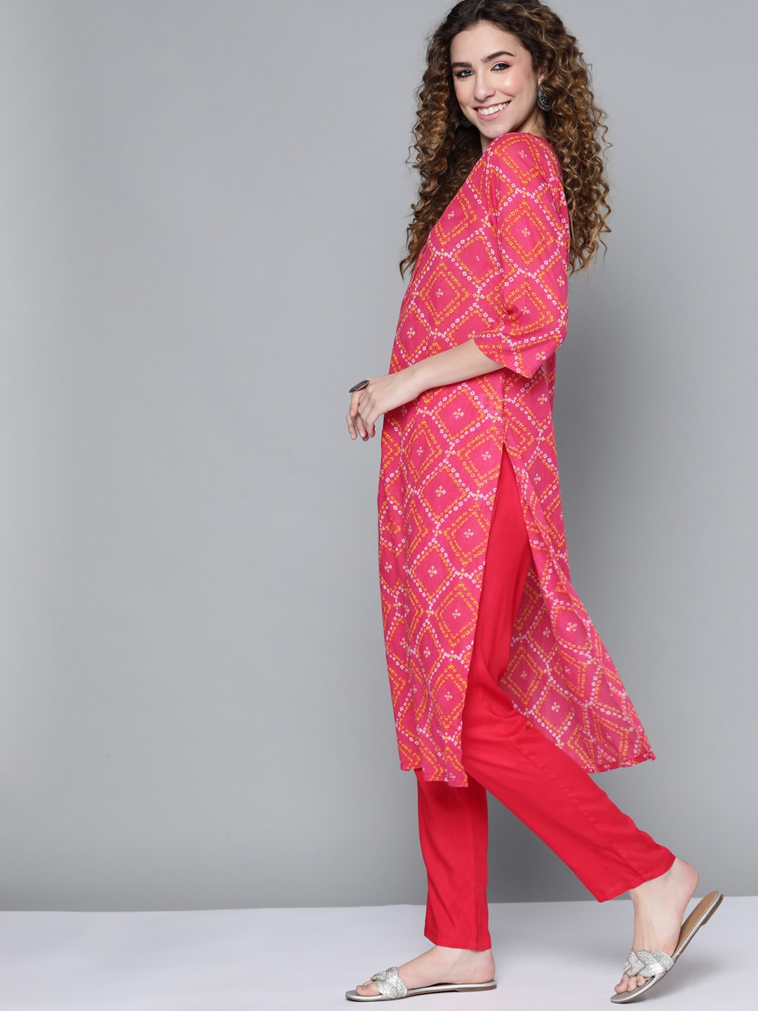 HERE&NOW Women Pink & White Bandhani Printed Kurta - Distacart