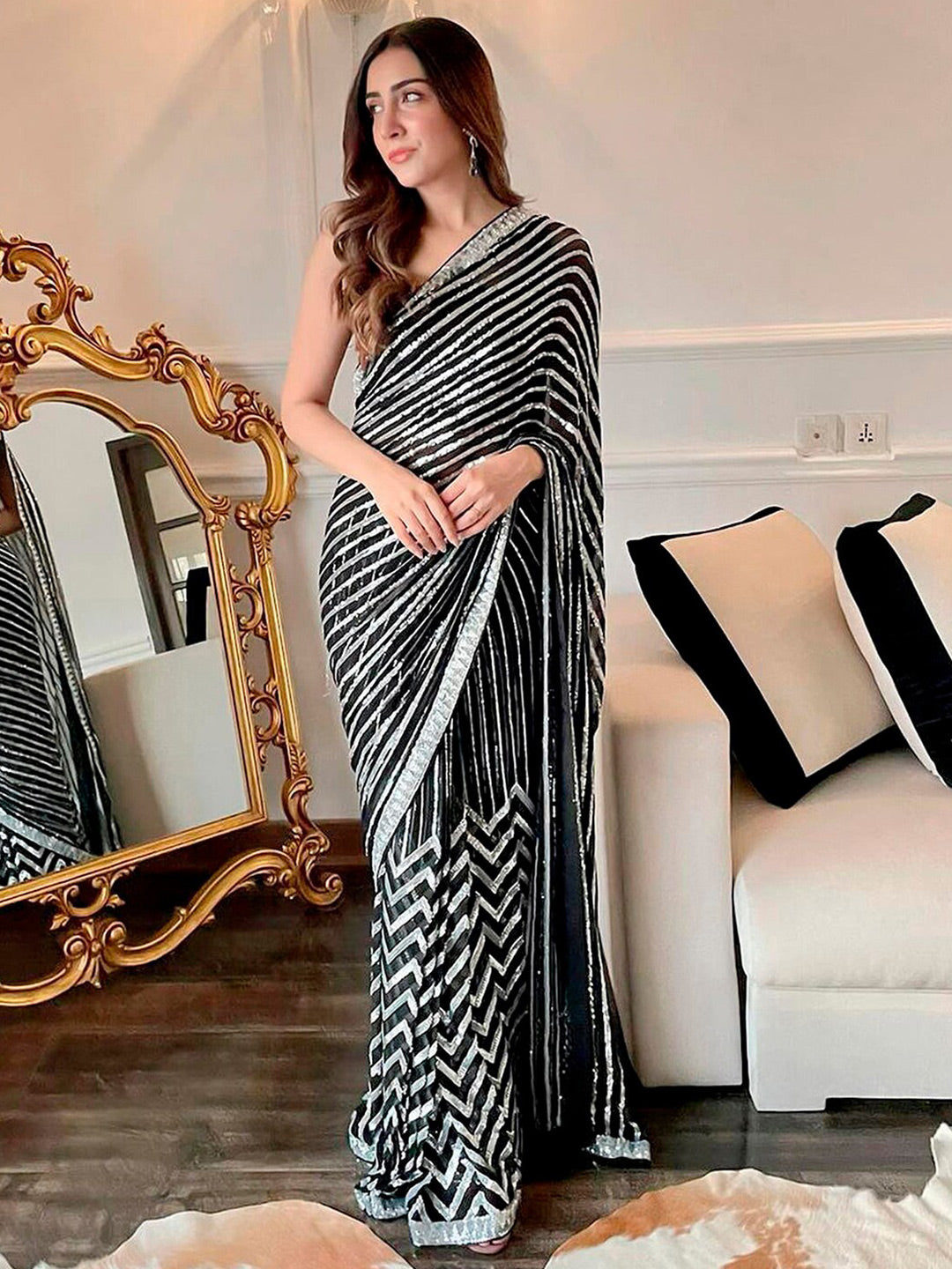 Sangria Black Sequinned Embellished Saree - Distacart