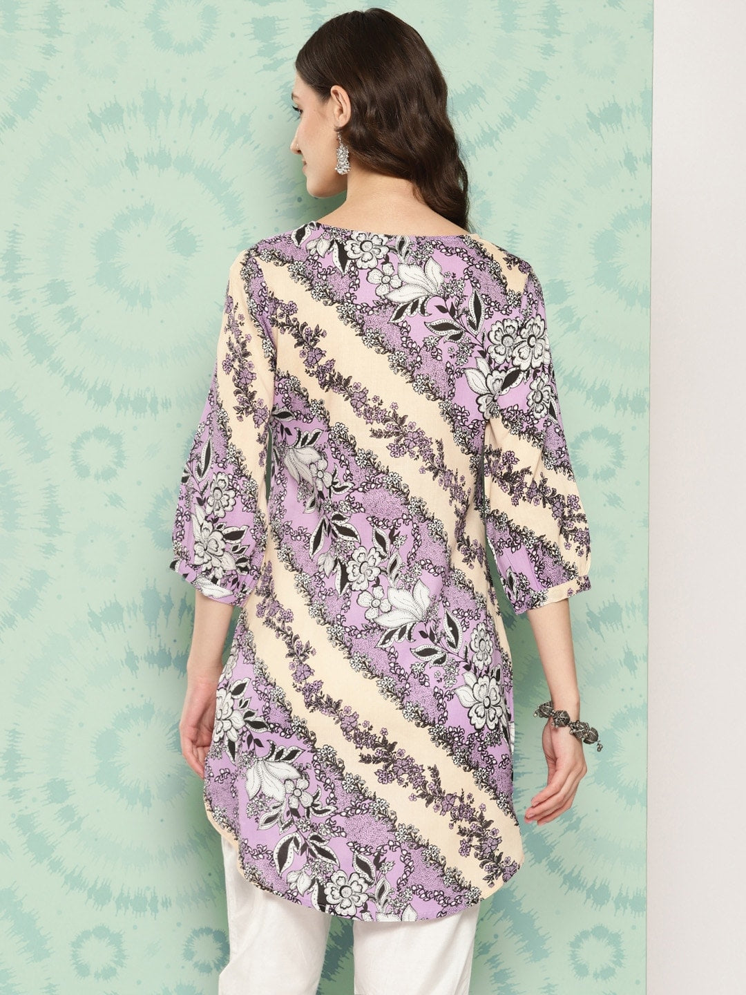 Sangria Floral Printed Curved Hem Kurta - Distacart