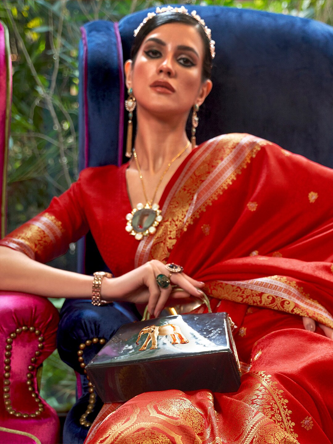 Mitera Red & Gold-Toned Woven Design Zari Silk Blend Banarasi Saree - Distacart