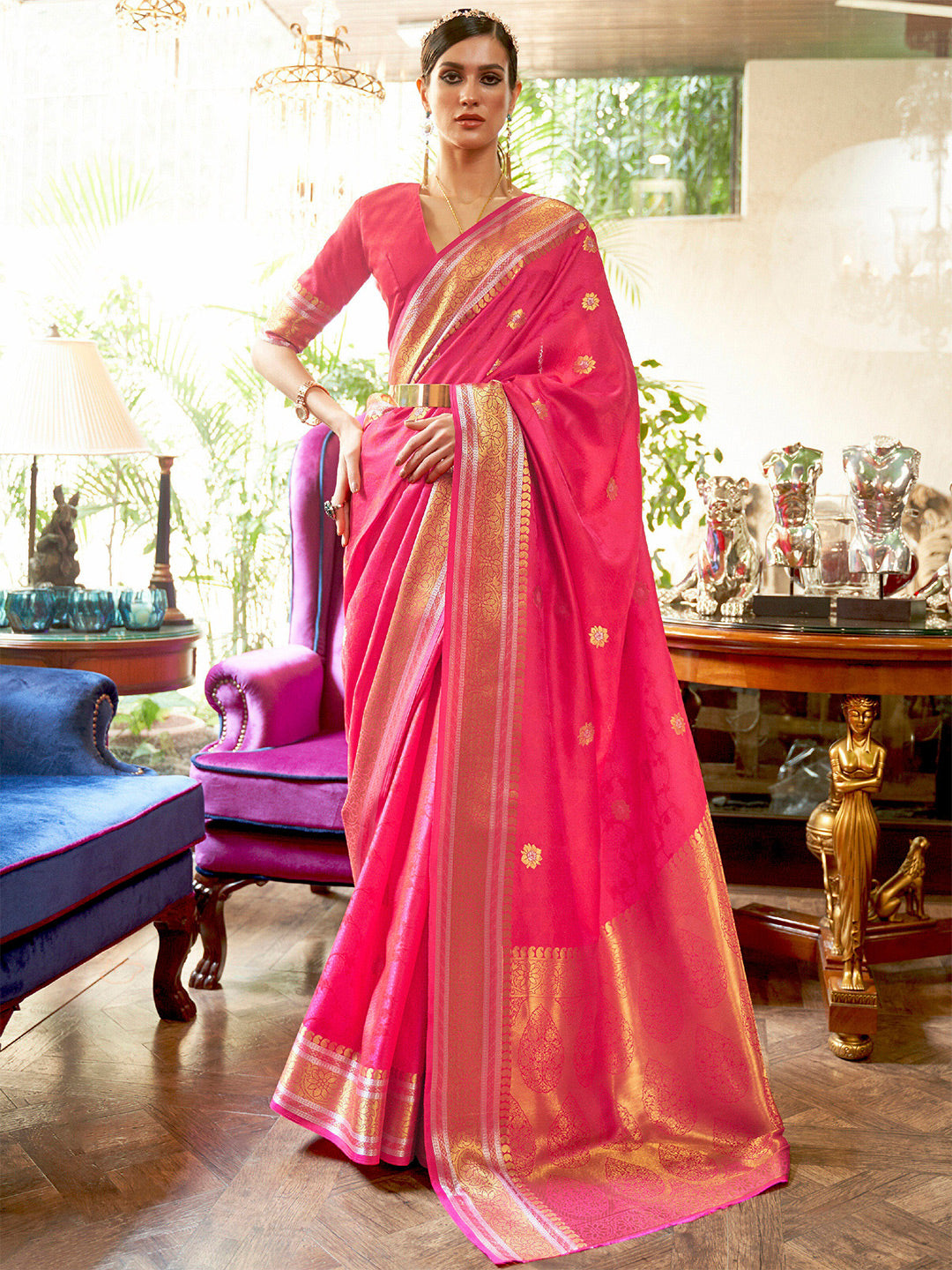 Mitera Pink & Golden Floral Zari Silk Blend Banarasi Saree - Distacart