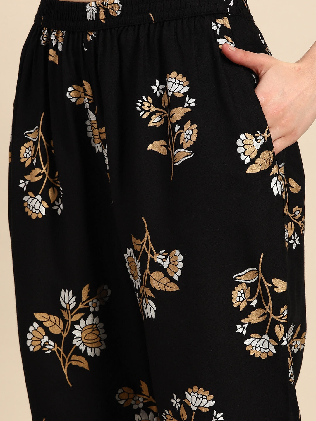 Sangria Floral Printed Regular Kurta With Trousers & Dupatta - Distacart