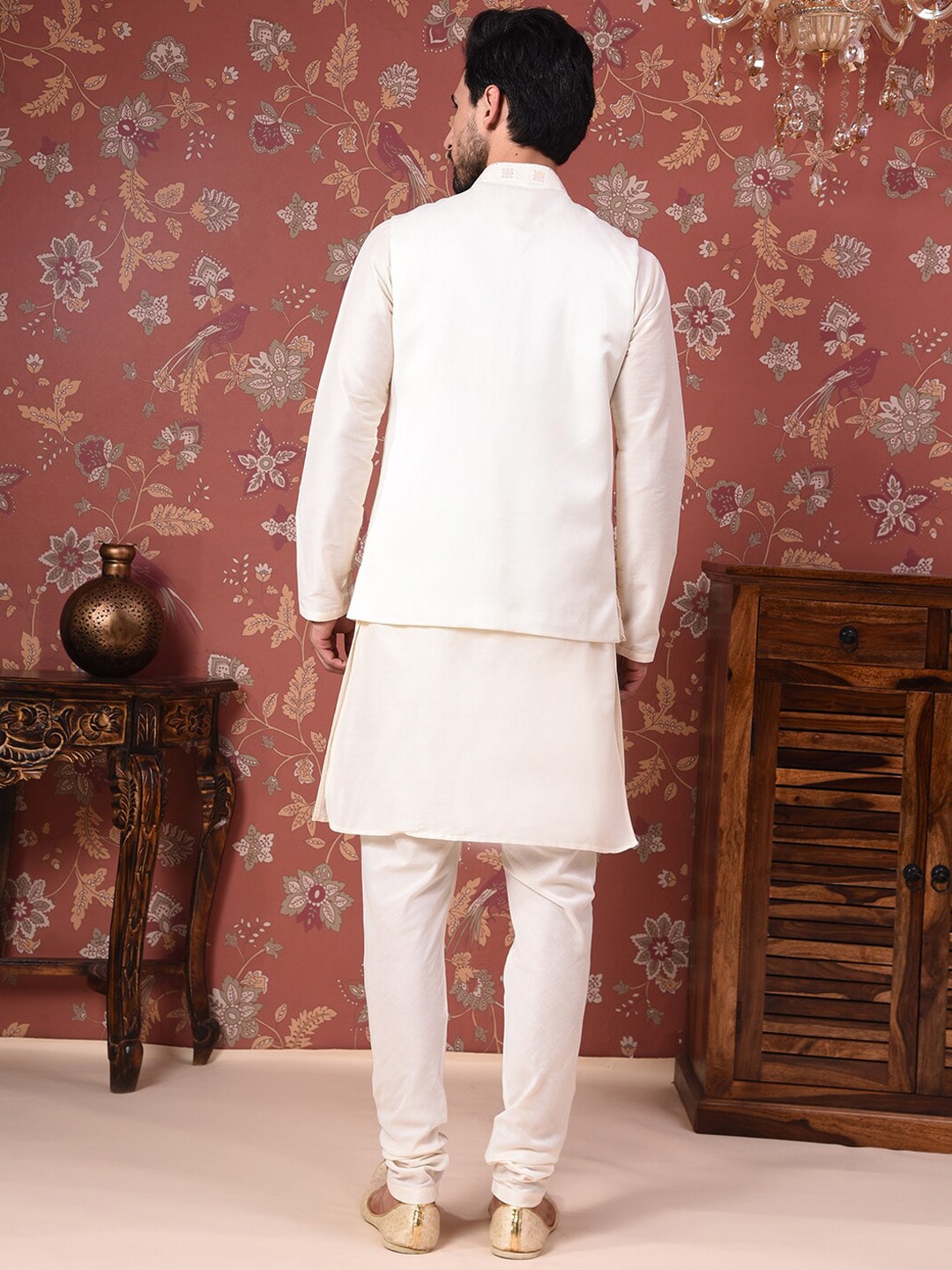 House of Pataudi Straight Kurta With Churidar & Embroidered Nehru Jacket - Distacart