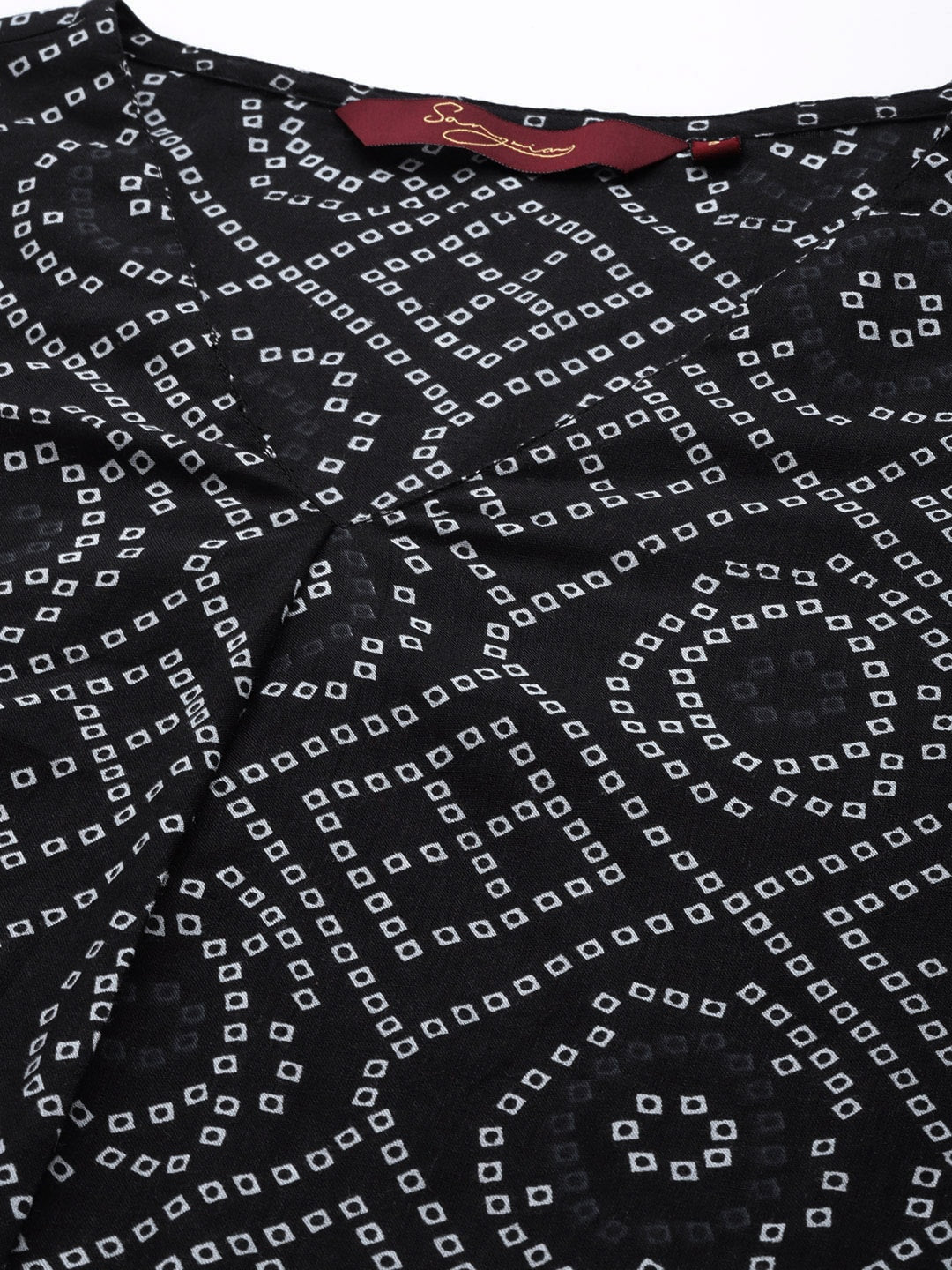 Sangria Bandhani Printed V-Neck Kurta with Trousers - Distacart