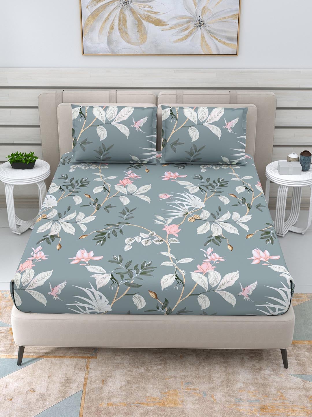 DREAM WEAVERZ Grey & White Floral 220 TC Queen Bedsheet with 2 Pillow Covers - Distacart