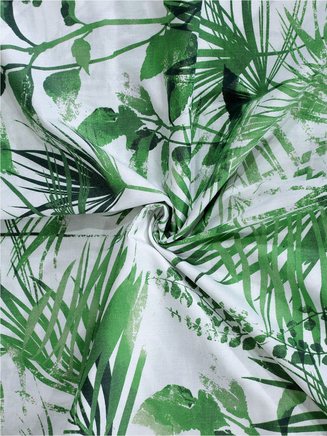 BOMBAY DYEING Serenita Green & White Floral Cotton 144TC Queen Bedsheet & 2 Pillow Covers - Distacart