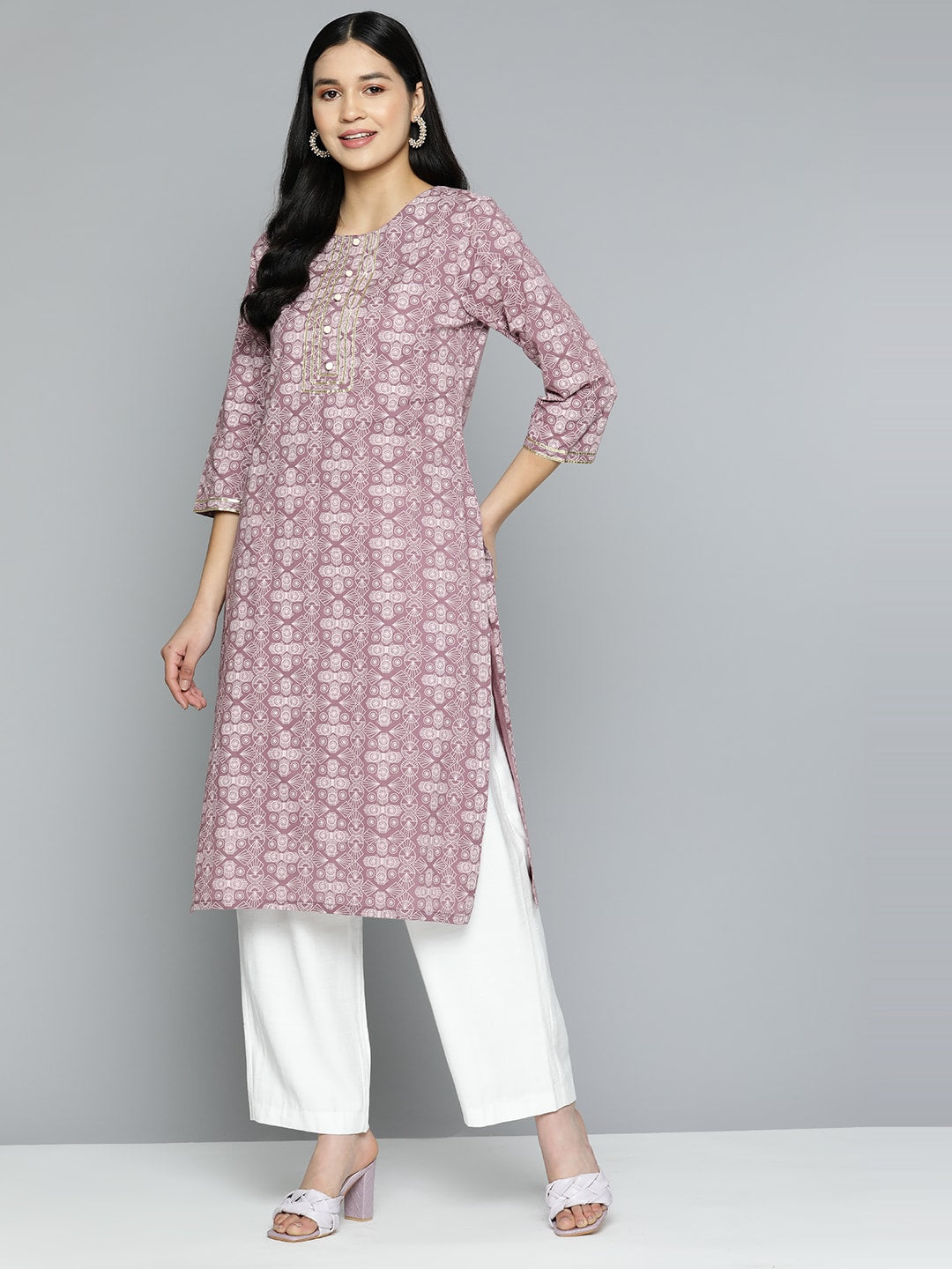 HERE&NOW Women Geometric Printed Gotta Patti Pastels Kurta - Distacart