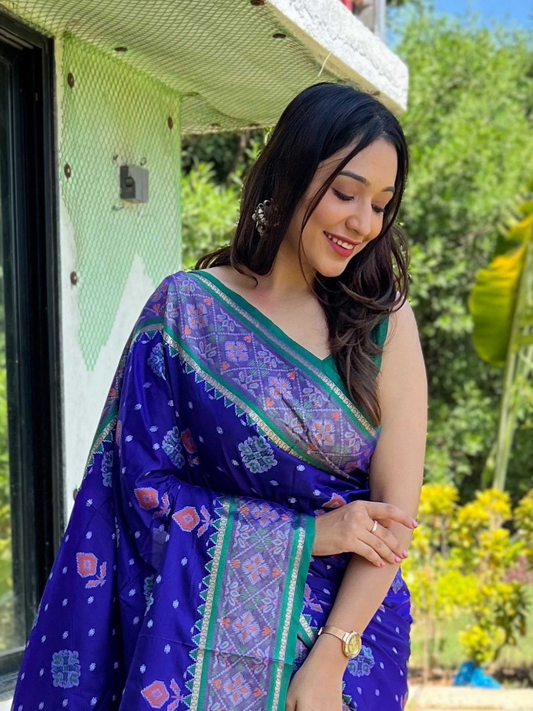 Mitera Blue & Green Woven Design Zari Patola Saree - Distacart