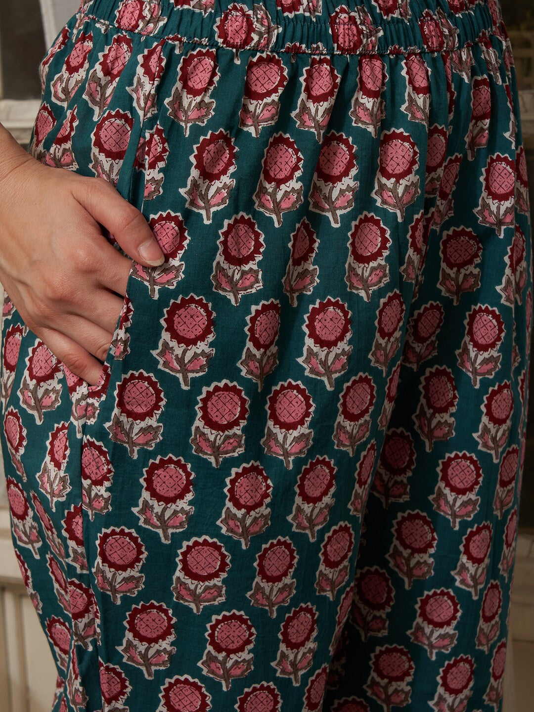 Sangria Teal Blue Floral Printed Gotta Patti Pure Cotton Kurta With Trousers & Dupatta - Distacart