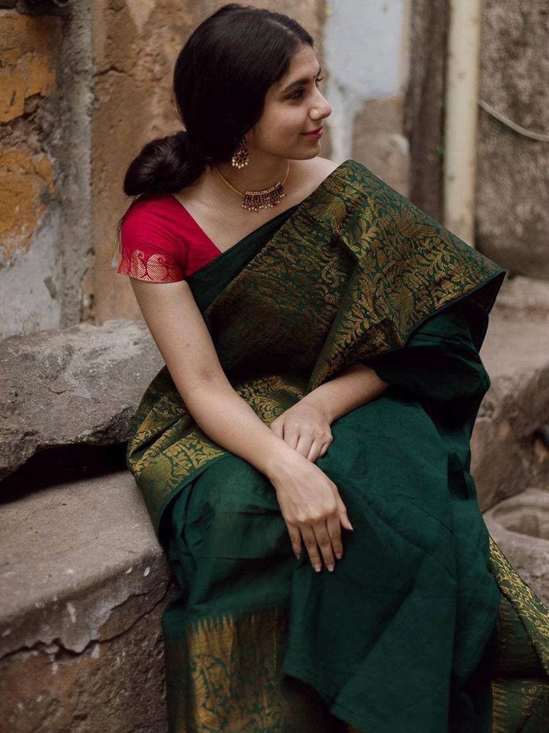 Kalini Ethnic Motifs Woven Design Zari Banarasi Saree - Distacart