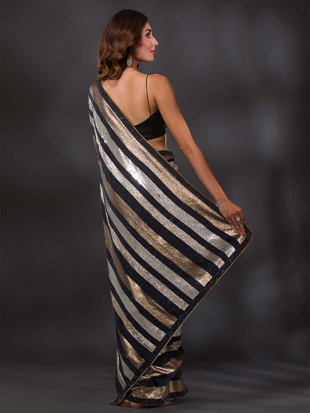 Koskii Black & Gold-Toned Embellished Sequinned Georgette Saree - Distacart