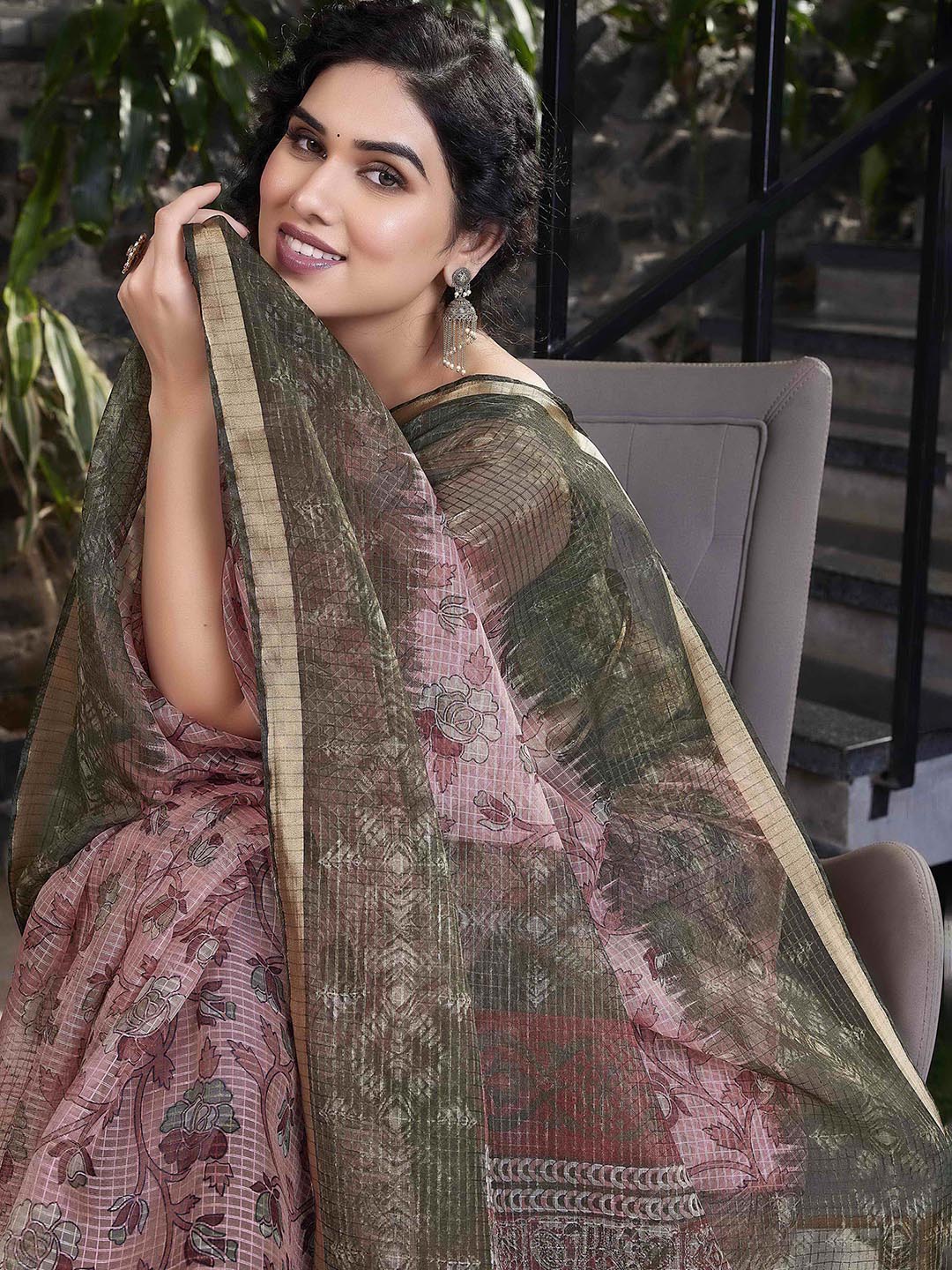 Kalini Pink & Green Floral Zari Organza Saree - Distacart