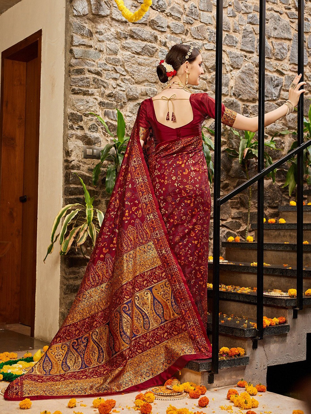 Kalini Woven Design Zari Patola Saree - Distacart