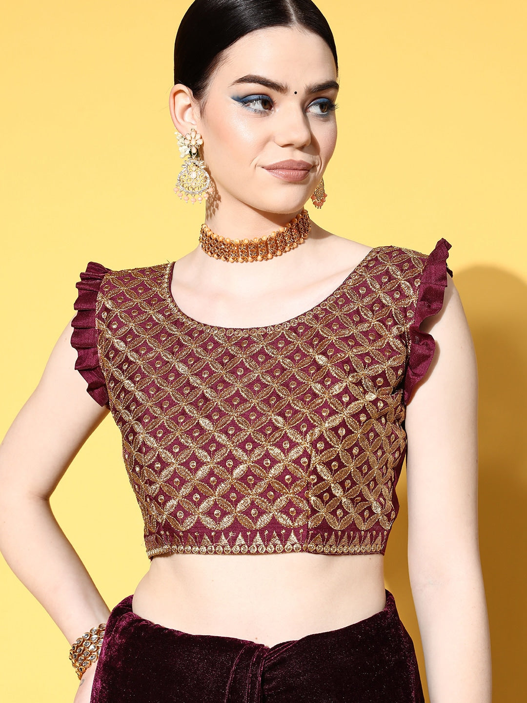 Mitera Solid Saree with Embroidered border - Distacart