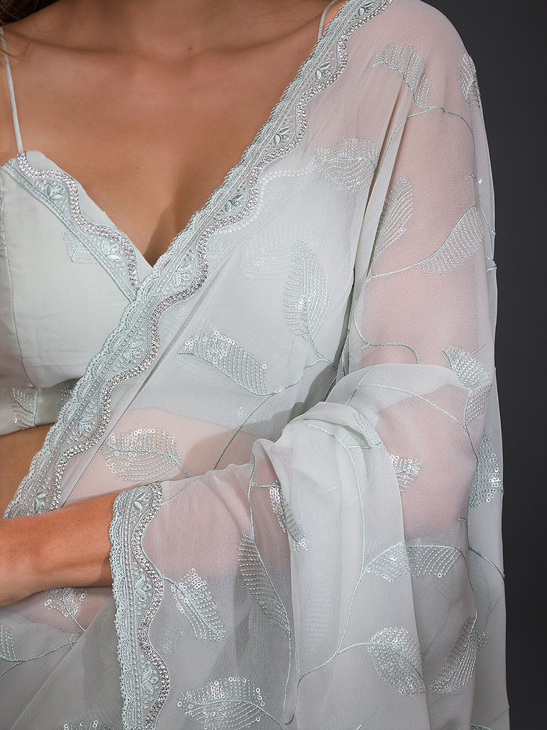 Koskii Embellished Sequinned Saree - Distacart