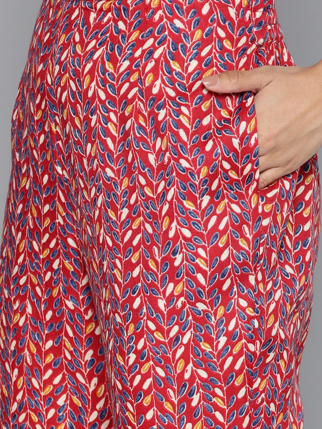HERE&NOW Floral Printed Regular Kurta with Palazzos - Distacart