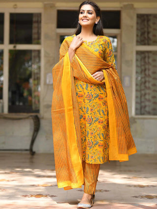 Kalini Floral Printed Gotta Patti Regular Pure Cotton Kurta With Trousers & Dupatta - Distacart