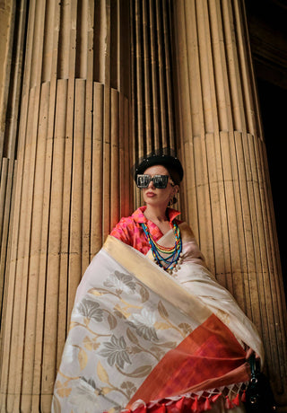 Petunia Flower Whitesoft Handloom Sik Zari & Thread Work, Contrast Pallu Saree - Rajtex Kube Silk - Distacart