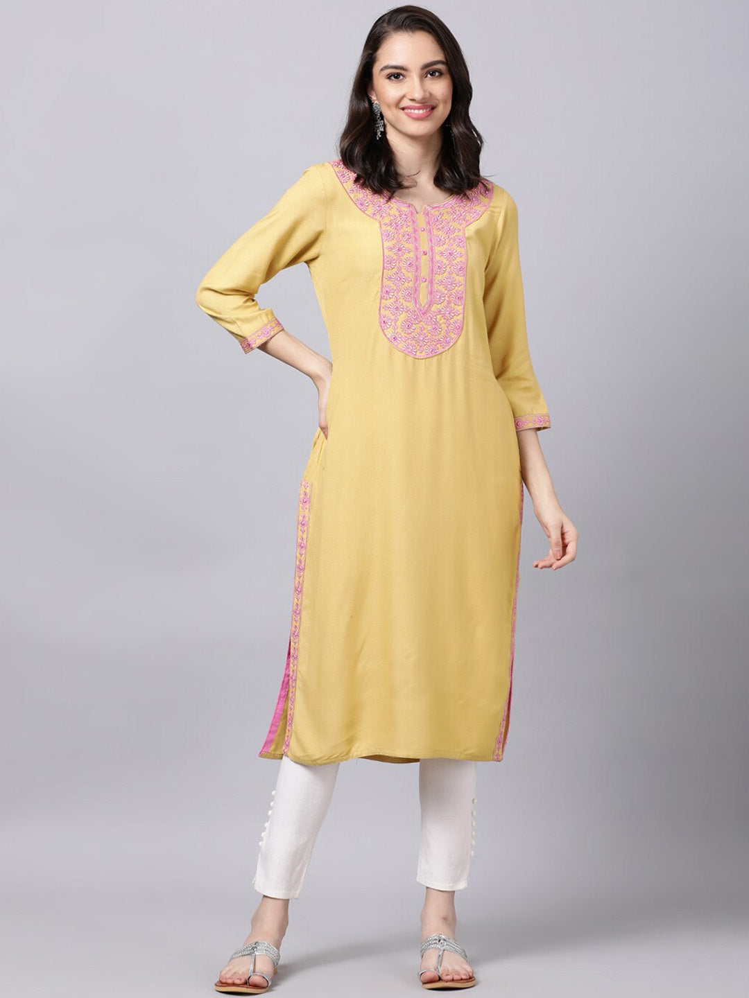 Souchii Women Blue Floral Yoke Design Grandeur & Majestic Artwork Kurta - Distacart