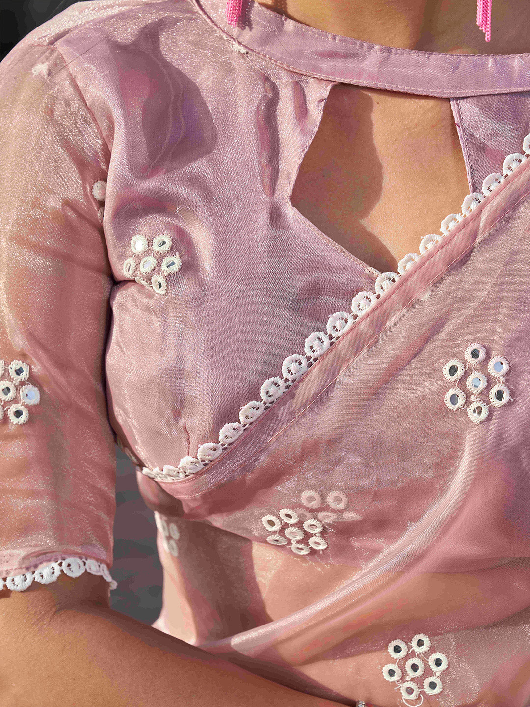 Tikhi Imli Pink Floral Embroidered Mirror Work Organza Saree - Distacart