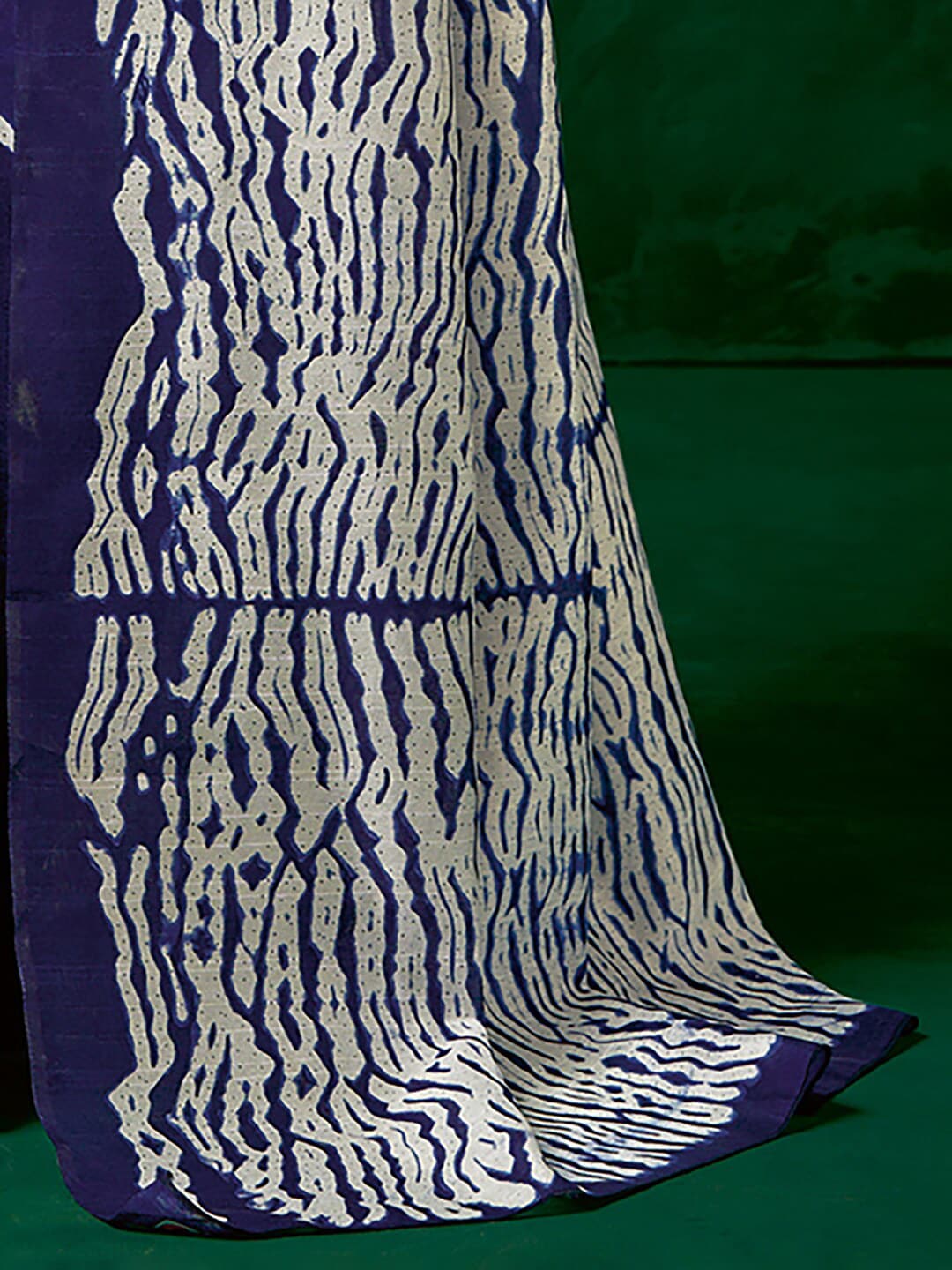 Mitera Purple & White Tie and Dye Art Silk Saree - Distacart