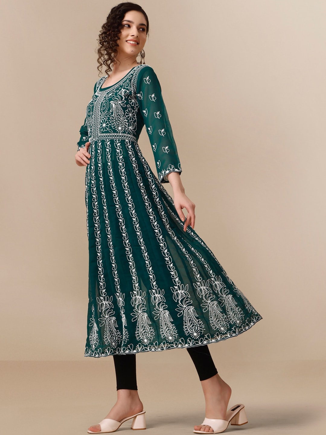 HERE&NOW Paneled Floral Embroidered Georgette Anarkali Kurta - Distacart