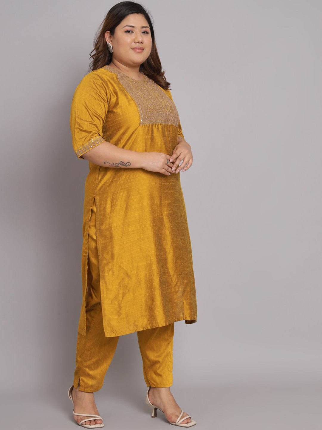 Kalini Women Plus Size Embroidered Regular Kurta with Trousers & With Dupatta - Distacart