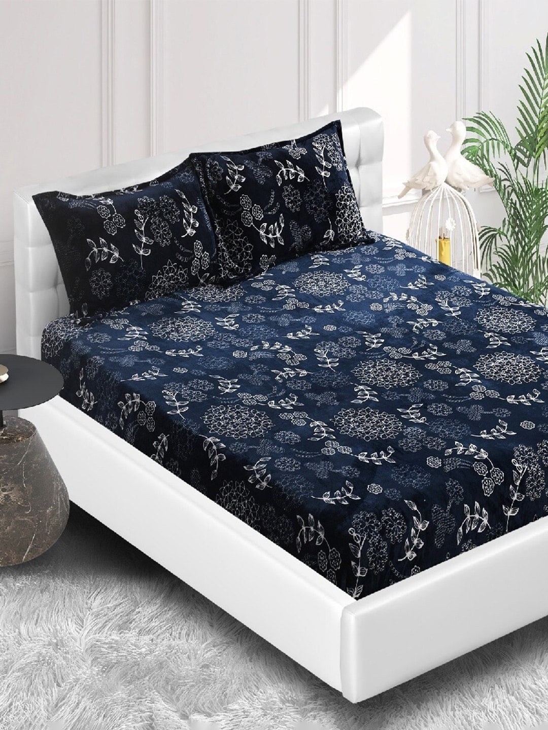 Stylespace by Isha Navy Blue & White Floral Velvet 300 TC Fitted King Bedsheet Set - Distacart