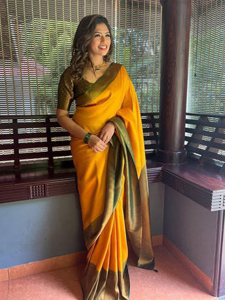 Kalini Ethnic Motif Woven Design Zari Banarasi Saree - Distacart