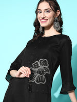 Thumbnail for Sangria Women Butta Patch Work Kurta with Pant Set - Distacart