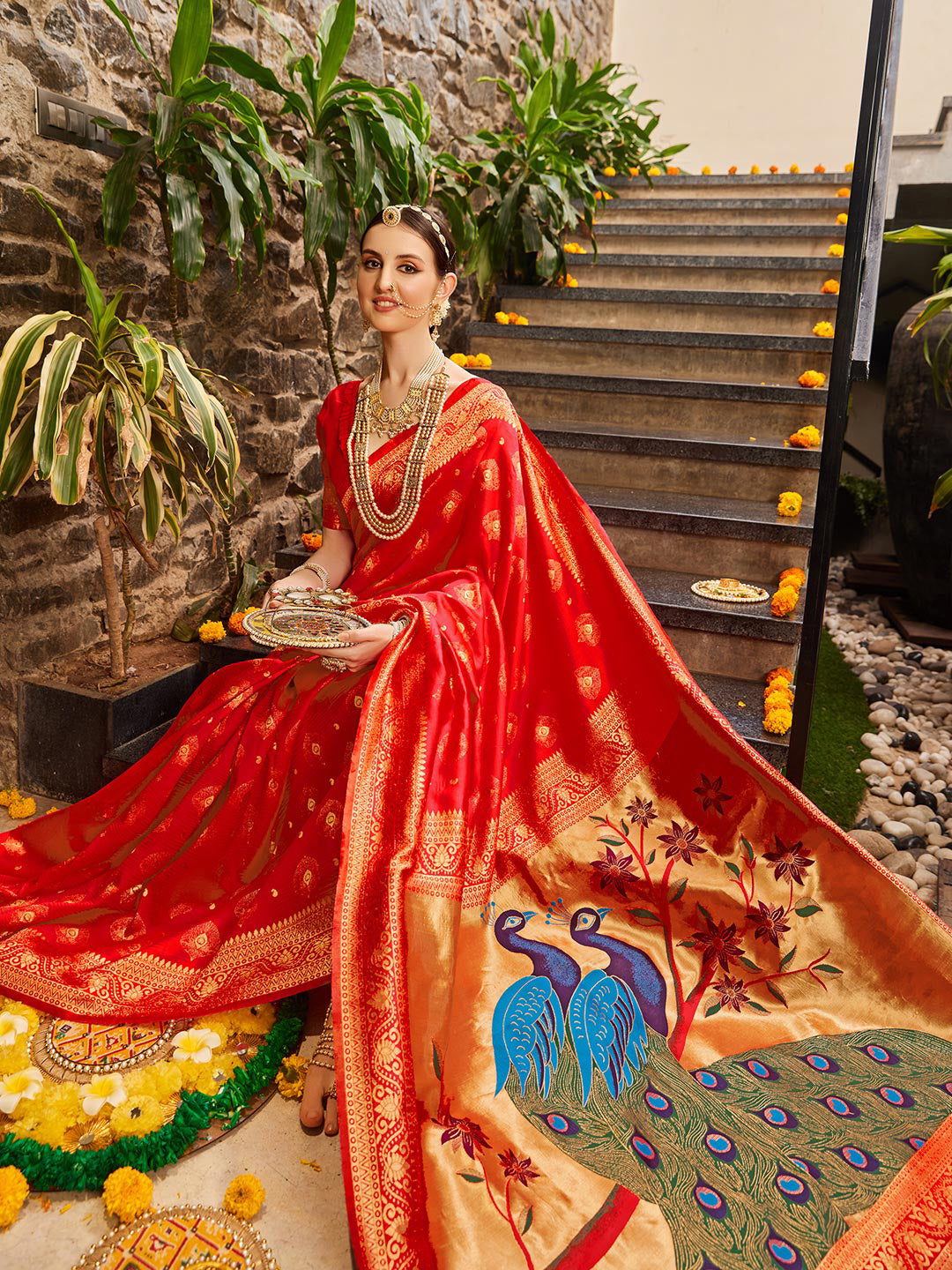 Kalini Ethnic Motifs Woven Design Zari Detail Paithani Saree - Distacart