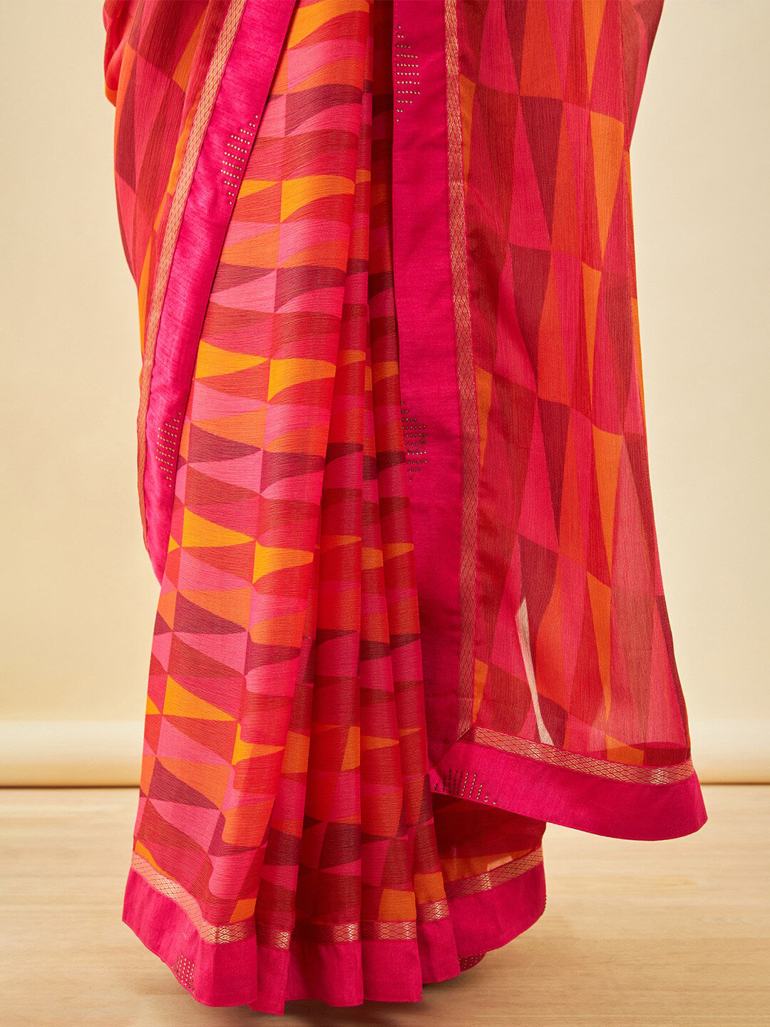 Soch Coral Geometric Printed Beads and Stones Saree - Distacart
