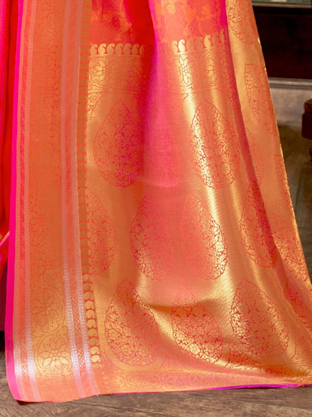 Mitera Peach-Coloured & Golden Floral Zari Silk Blend Banarasi Saree - Distacart