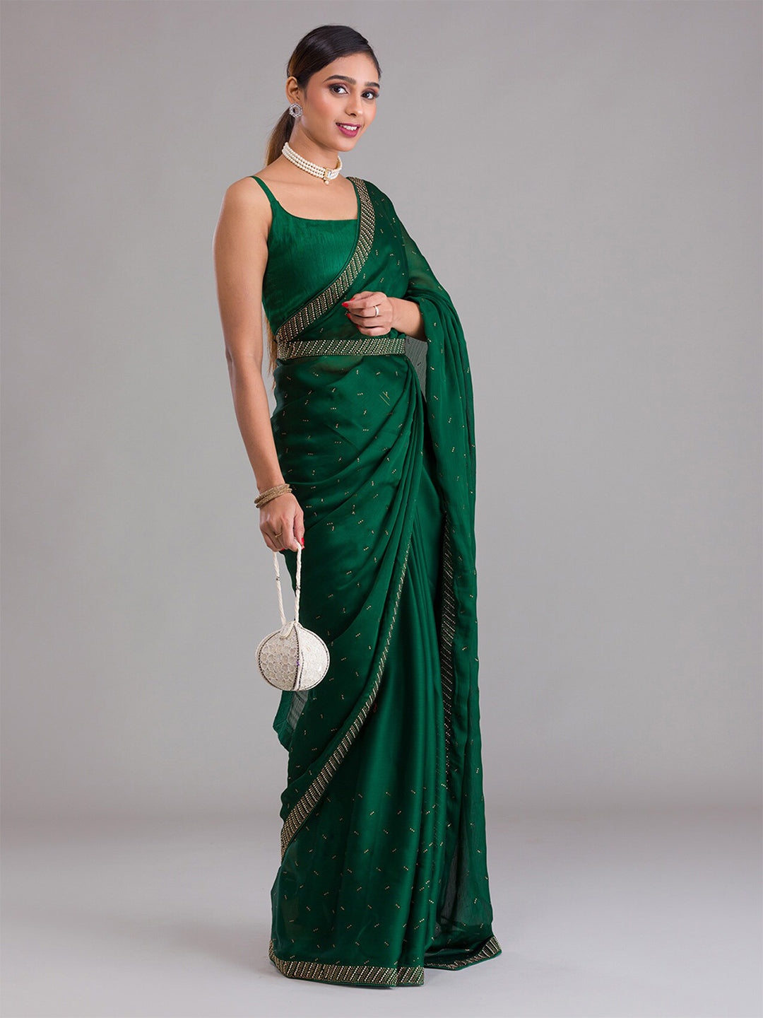 Koskii Green & Gold-Toned Embellished Beads and Stones Saree - Distacart