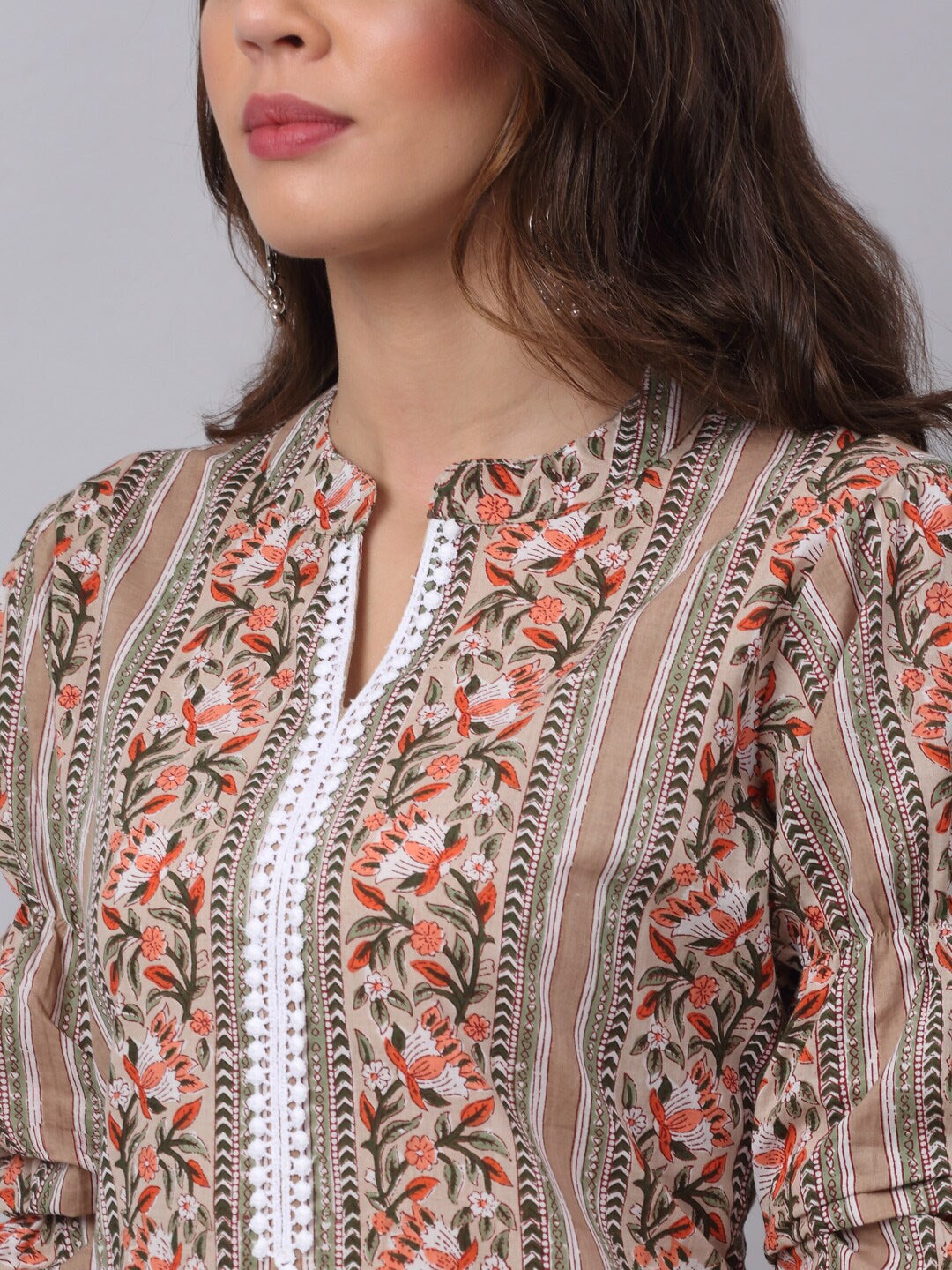 Kalini Women Beige Tribal Striped Thread Work Straight Kurta - Distacart