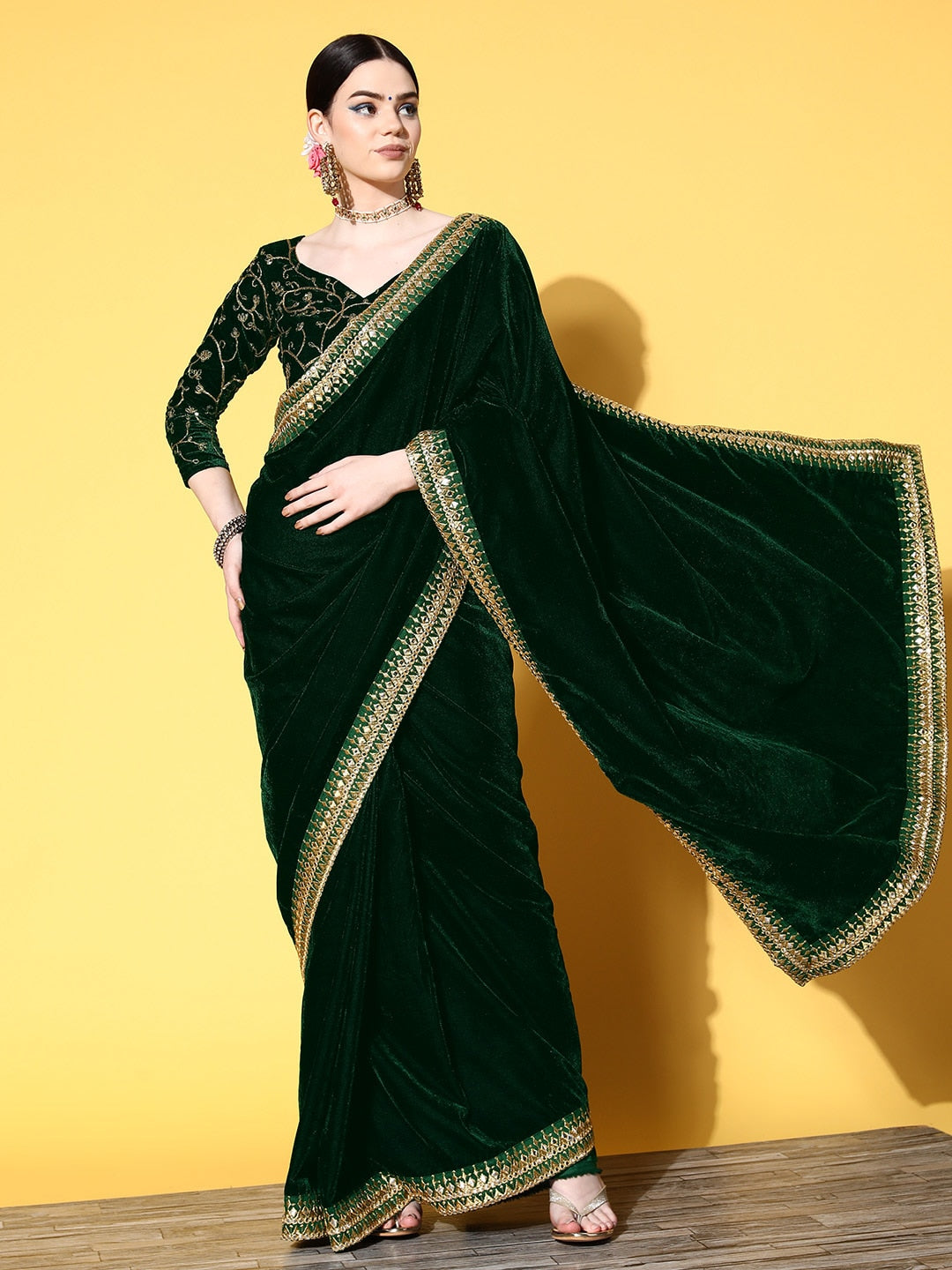 Mitera Solid Saree with Embroidered border - Distacart